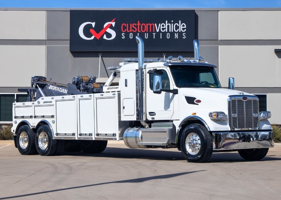 Peterbilt truck with Jerr-Dan heavy duty wrecker tow truck body